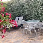 Ferienhaus Locations Au Centre-ville De Porto-vecchio, Jardin, Terrasse, Parking Prive *