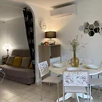 度假居 Locations Au Centre-ville De Porto-vecchio, Jardin, Terrasse, Parking Prive *