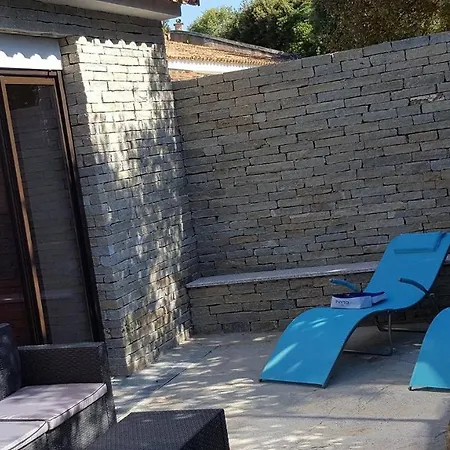 Locations Au Centre-ville De Porto-vecchio, Jardin, Terrasse, Parking Privé *