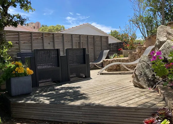 Locations Au Centre-ville De Porto-vecchio, Jardin, Terrasse, Parking Prive Дом отдыха Порто-Веккьо